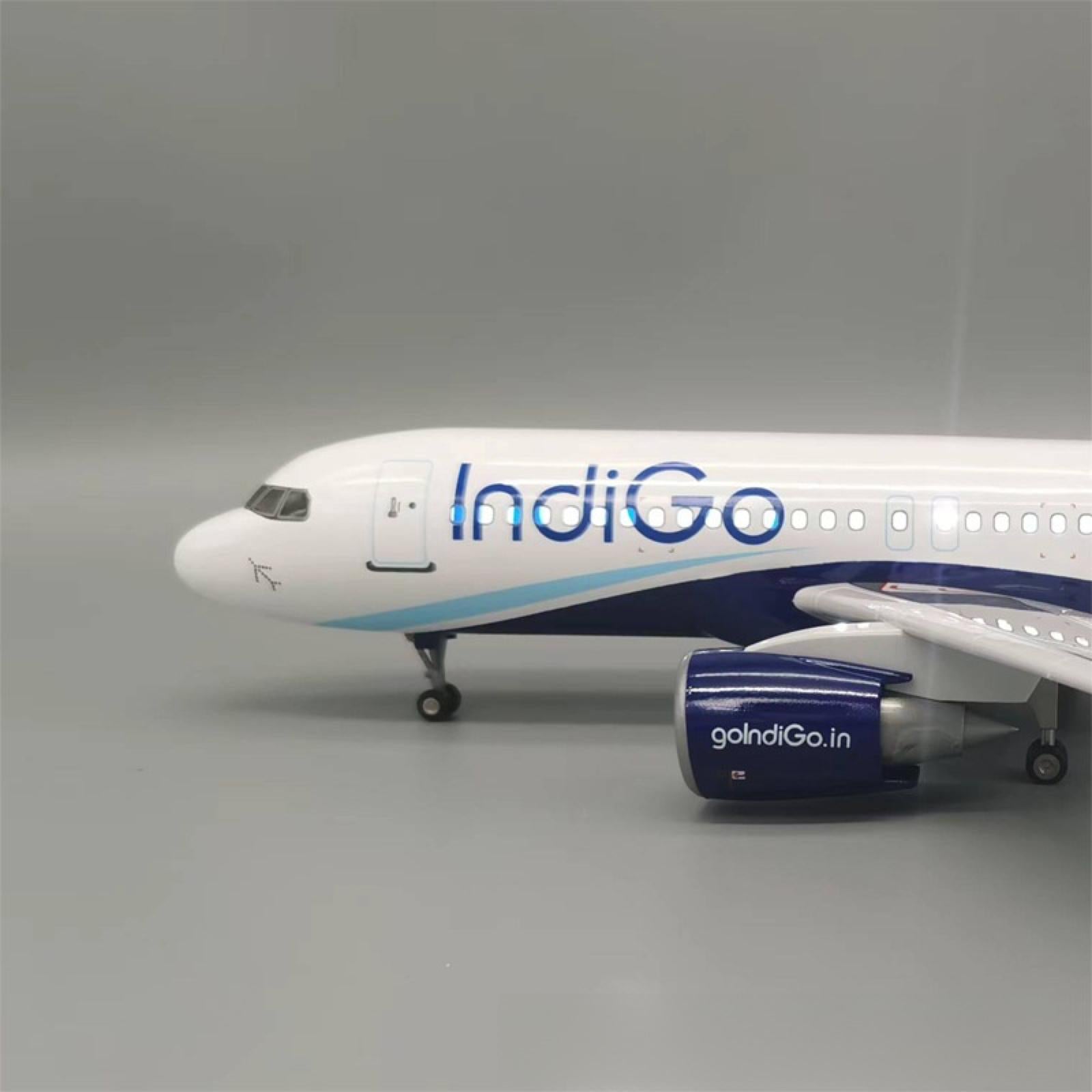 طائرة A320 Neo Indigo – مقياس 1:80 (47 سم / 18.5 بوصة)