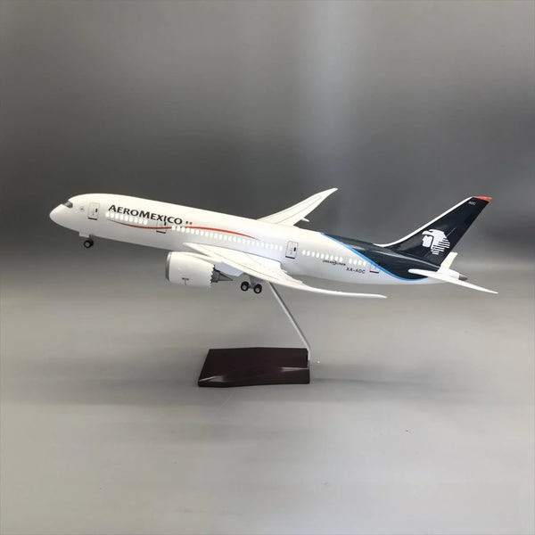 Aeromexico Boeing 787-8 Dreamliner 1:130 – 43 cm / 16.9 in – LED Lights - Secondary
