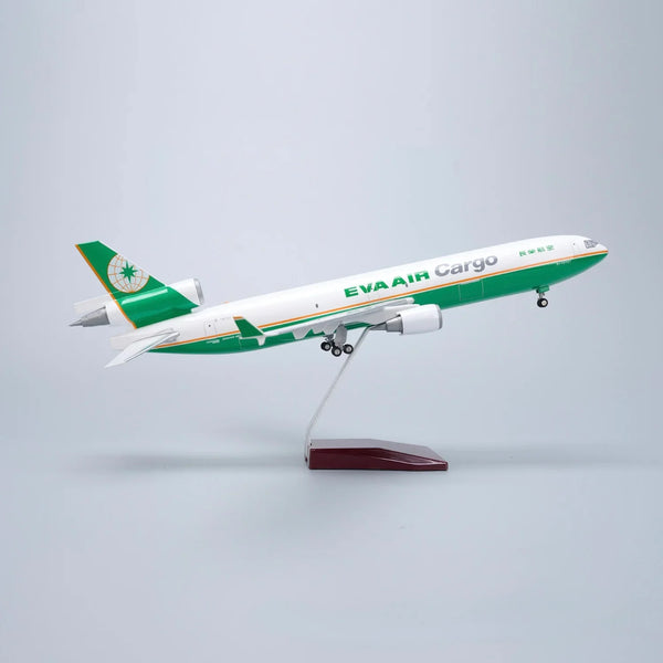 EVA AIR MD-11 McDonnell Douglas – Scale 1:130 – 47 cm/18.5 in – ABS Resin