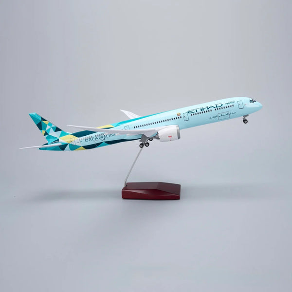 Boeing 787-10 Etihad Airways 1:145 – 47 cm / 18.5 in – LED Lights