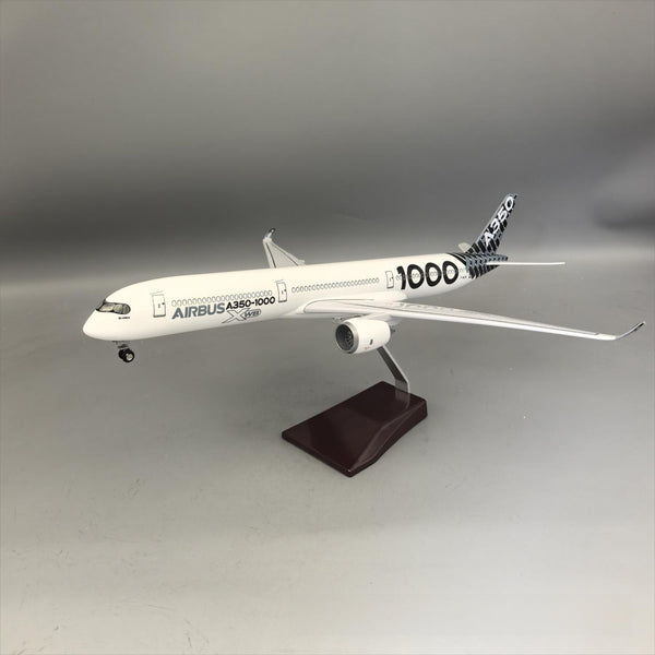 Airbus A350-1000 Carbon Fiber Prototype – 47 cm / 18.5 in – Synthetic Resin Desktop Display Model