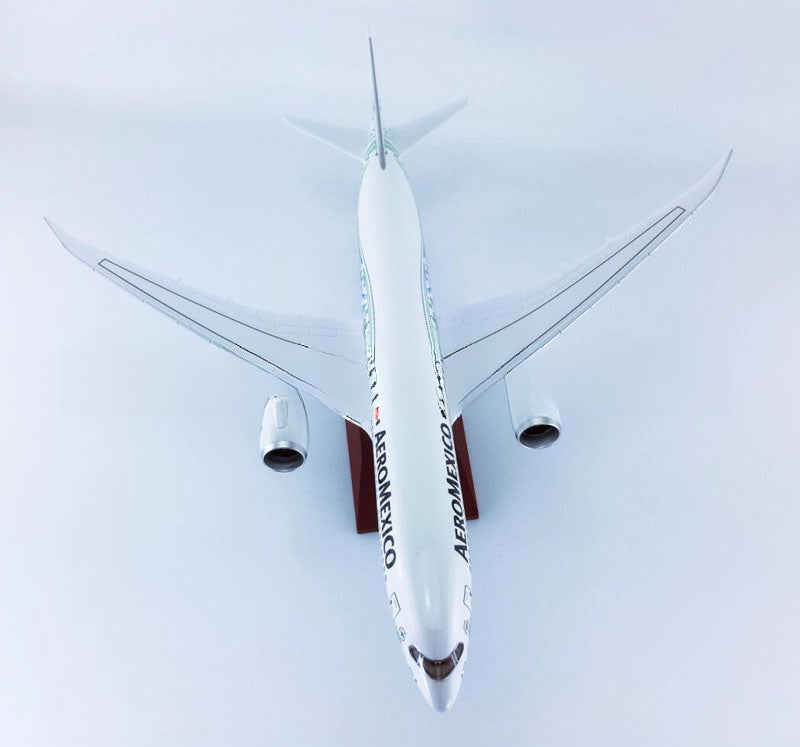🐍 Boeing 787-9 Aeroméxico “Quetzalcóatl” – Escala 1:130 (43 cm)