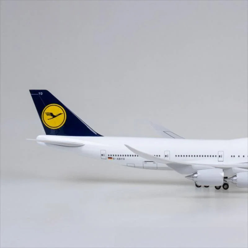 B747 Lufthansa- Scale 1/150 - 47cm - 18.5 in - Gallery 8