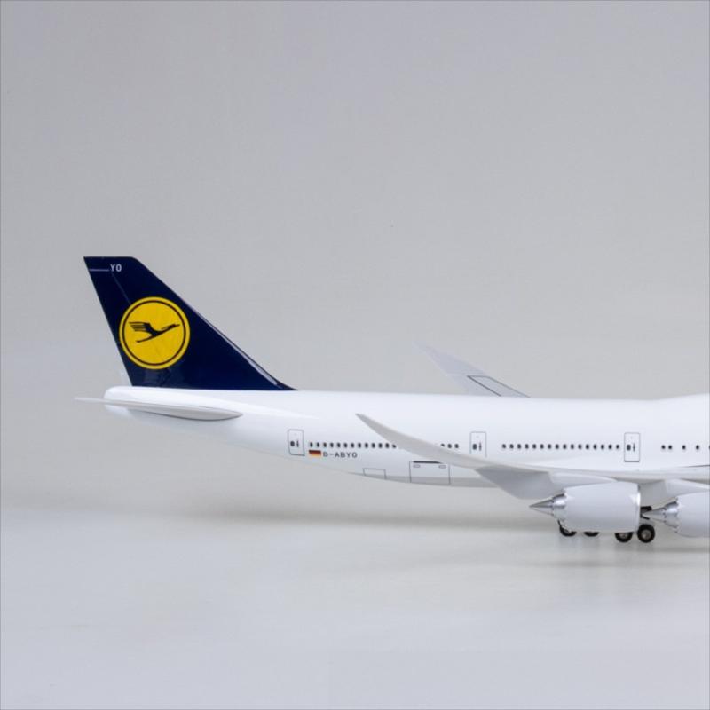 B747 Lufthansa - Escala 1/150 - 47 cm - 18,5 pulgadas 