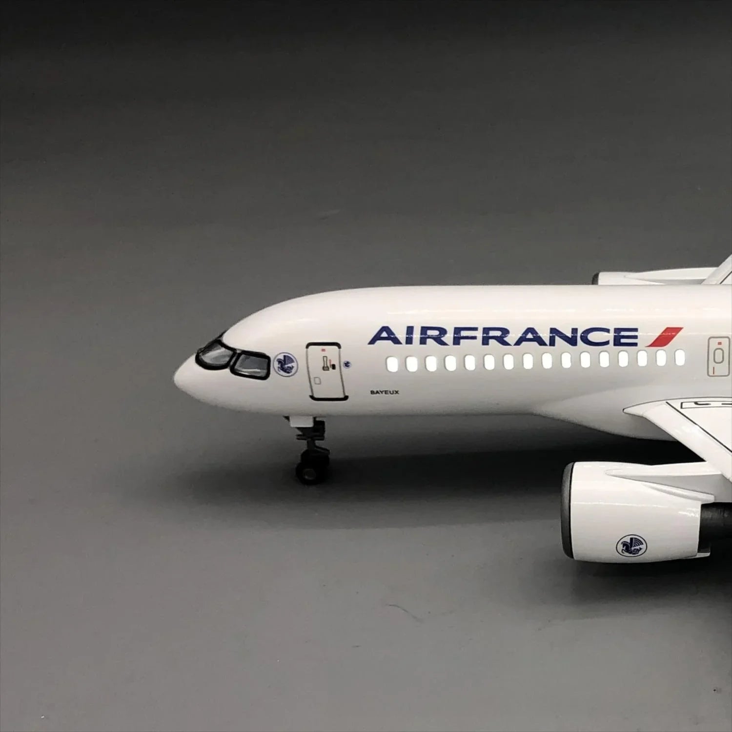 Air France Airbus A220-300 1:100 – 38 cm / 15.0 in – LED Lights - Gallery 3