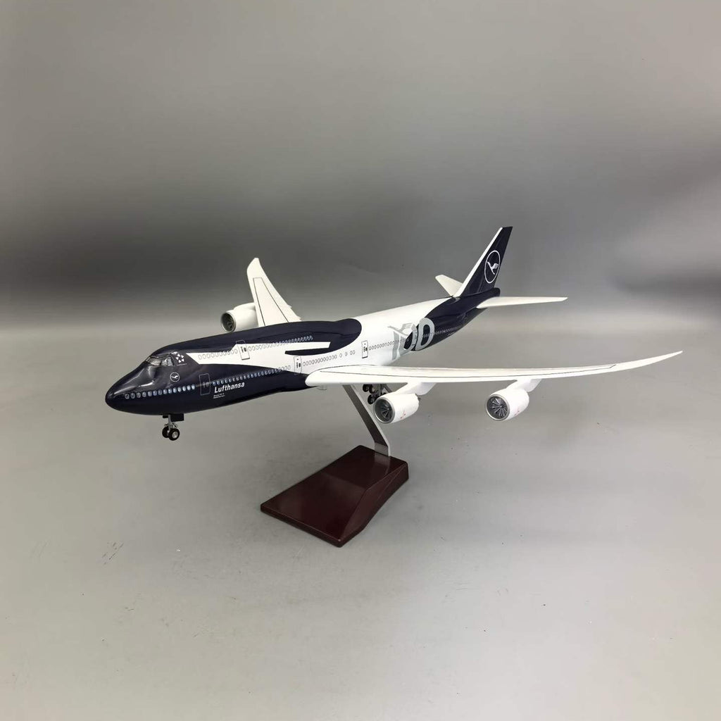 Boeing 747-8 Lufthansa 100 Years Commemorative – 1:150 Scale Model