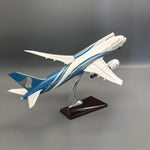 Oman Air Boeing 787-9 Dreamliner – 42 cm / 16.5 in – Openable Hatch Cover LED Display Model - Thumbnail 6