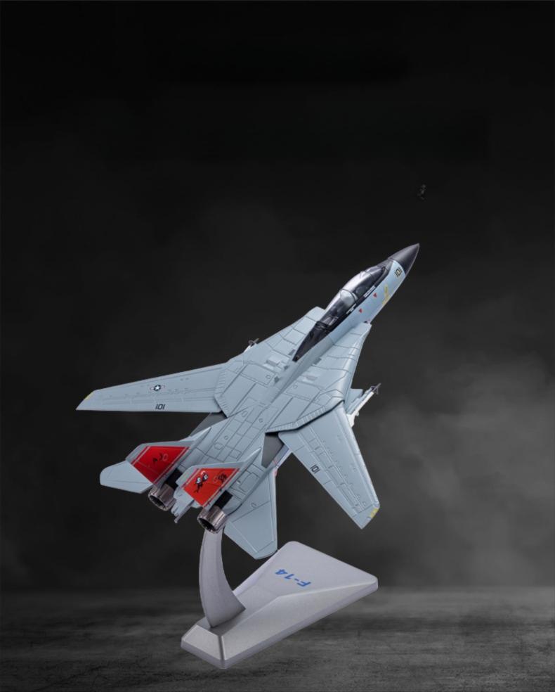 F-14 Tomcat Carrier-Based Fighter 1:72 – Die-Cast Alloy Precision – 10.6 in