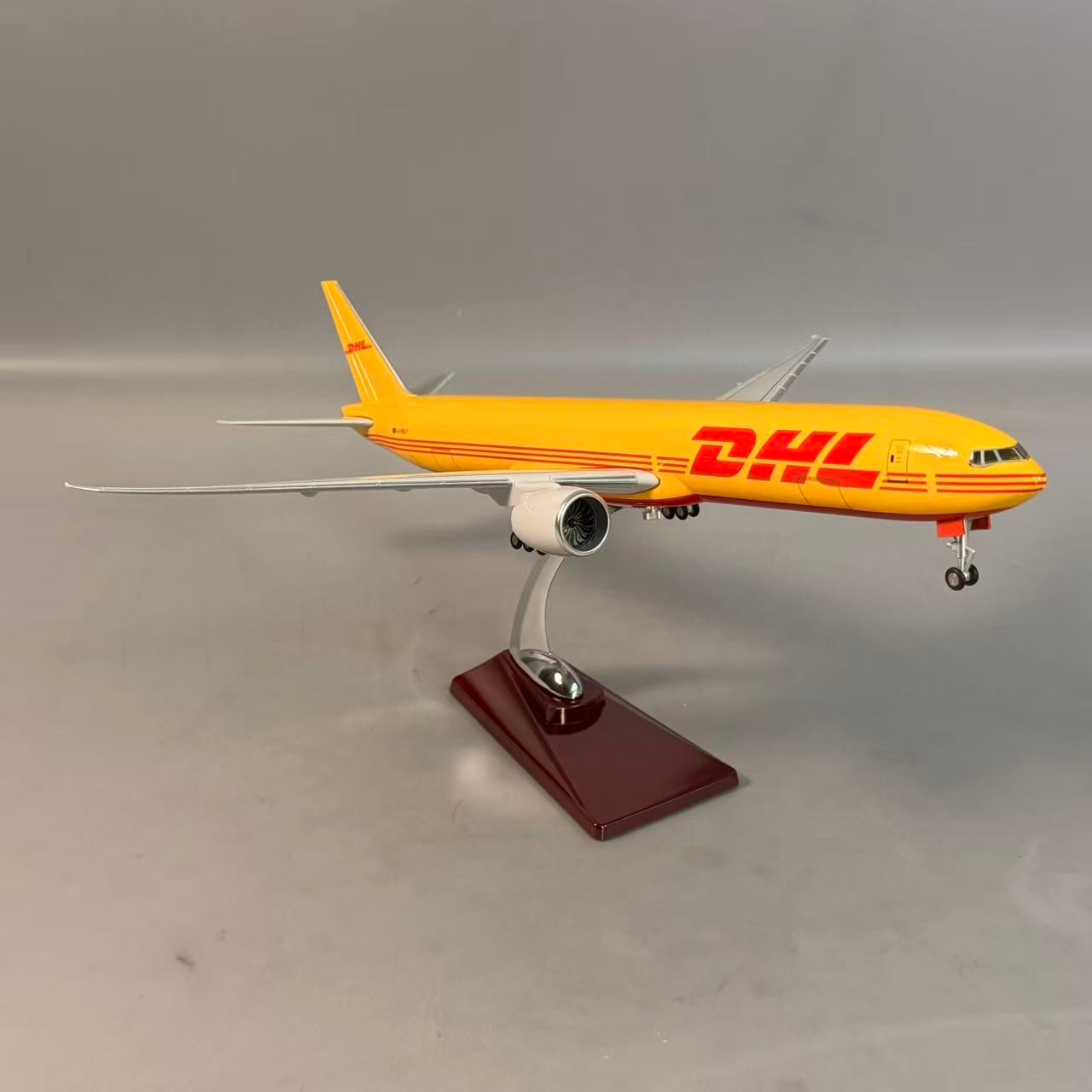 DHL Boeing 777-F Cargo 1:150 – 47 cm / 18.5 in – Premium Solid Resin Model