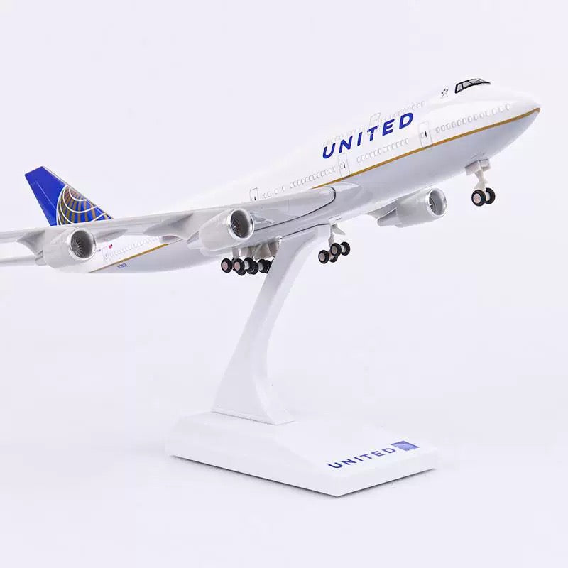 United B747- 30cm - 11.8in - LED lights - Airplane Model
