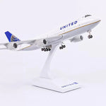 Boeing 747 United Airlines 30cm - 11.8in - LED lights - Airplane Model - Thumbnail 1