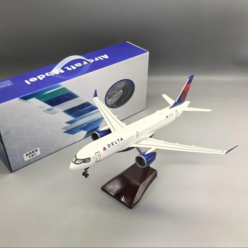 Delta Air Lines Airbus A220-300 1:100 – 38.7 cm / 15.2 in – LED Lights - Image 10