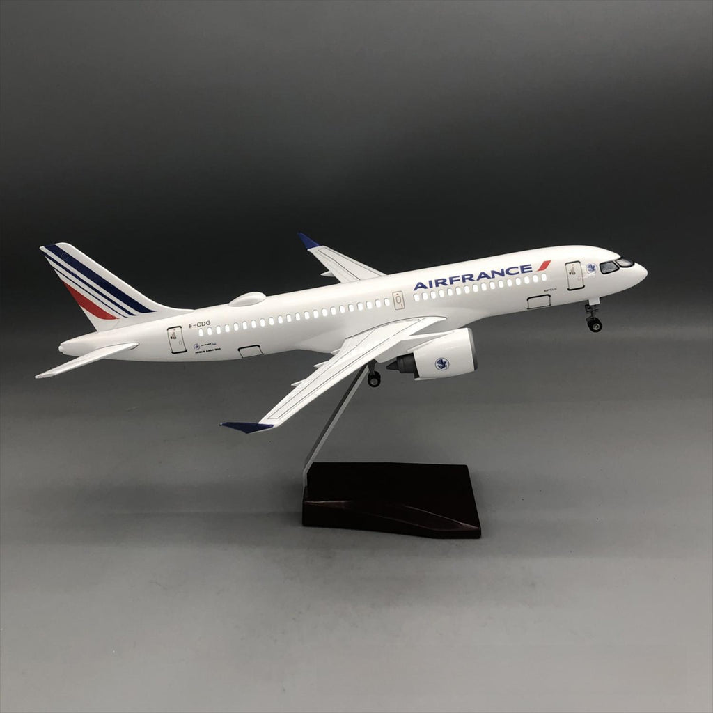 Air France Airbus A220-300 1:100 – 38 cm / 15.0 in – LED Lights