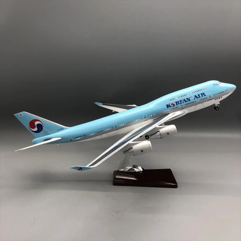 Korean Air Boeing 747-400 1:150 – 47 cm / 18.5 in – Opening Cabin Interior & LED Lights - Image 6