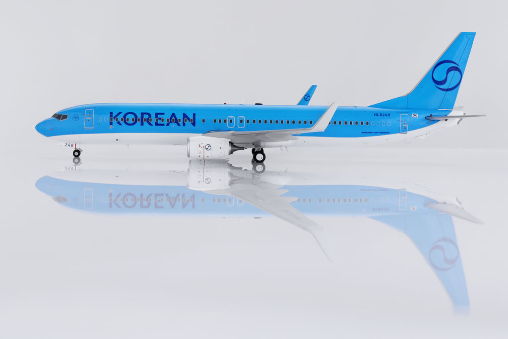 Korean Air Boeing 737-900ER HL8248 – Scale 1:200 – SQ Wings – 31 cm