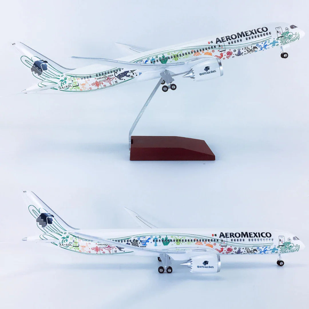 Large Scale Airplane Models with LED Lights – Flying Dreams International
