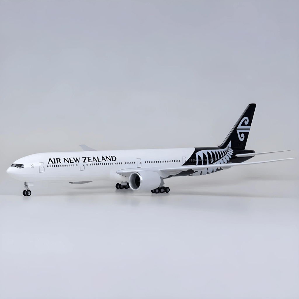 B777 Air New Zealand - Scale 1/157 - 47CM - 18,5 in - Airplane Model