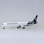B777 Air New Zealand - Scale 1/157 - 47CM - 18,5 in - Airplane Model - Thumbnail 5