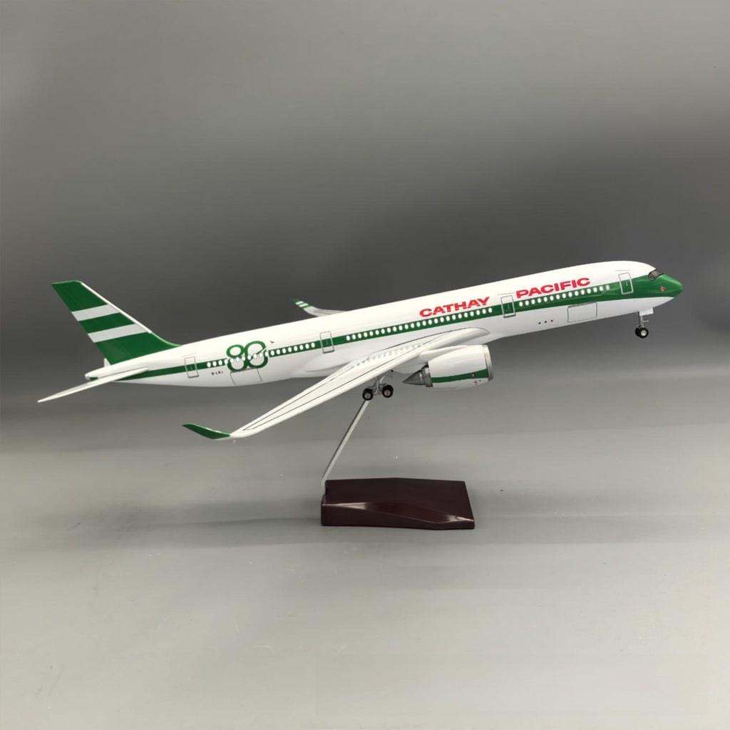 A350 Cathay Pacific 1:142 – 47 CM / 18.5 IN – 80 YEARS COMMEMORATIVE