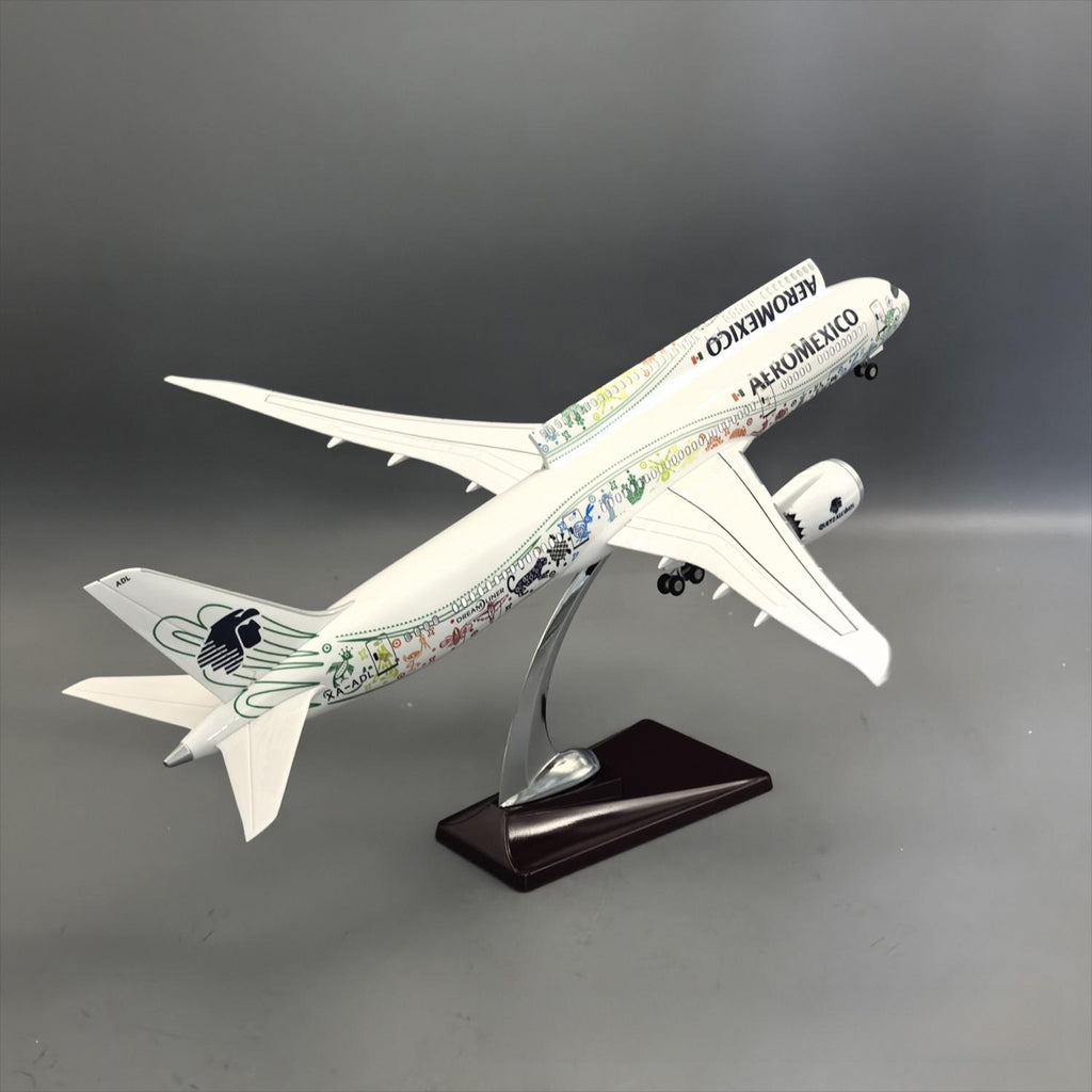 Aeroméxico Boeing 787-9 Dreamliner "Quetzalcóatl" – 42 cm / 16.5 in – Openable Hatch Cover LED Display Model
