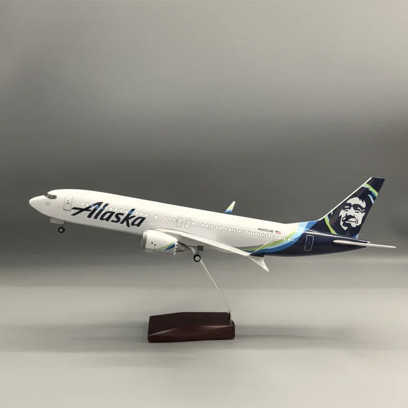 Boeing 737-800 Alaska Airlines 1:85 – 47 cm / 18.5 in – LED Lights - Image 11