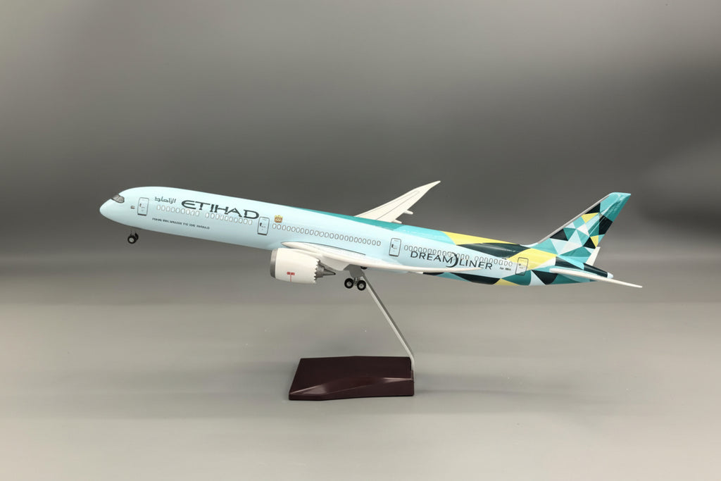 Boeing 787-10 Etihad Airways 1:145 – 47 cm / 18,5 pulgadas – Luces LED 