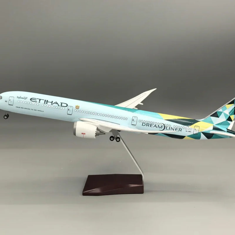 Boeing 787-10 Etihad Airways 1:145 – 47 cm / 18.5 in – LED Lights - Image 11