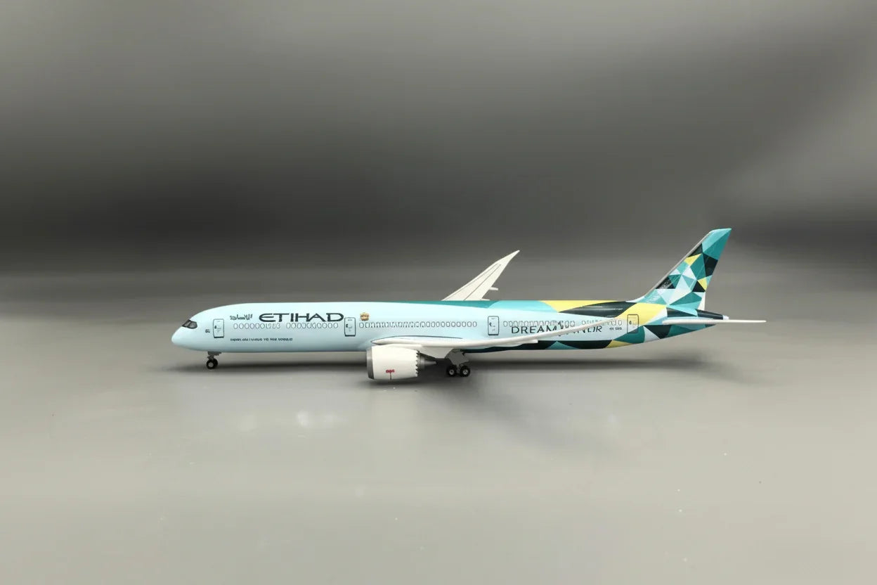 ETIHAD Boeing 787-10 1:400スケール s-l400.jpg