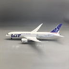 LOT Polish Airlines Boeing 787-8 1:130 – 43 cm / 16.9 in – Edición Dreamliner