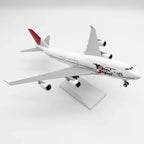 Japan Airlines Boeing 747-400 "Yokoso! Japan" Livery – 30 cm / 11.8 in – Solid Resin Display Model