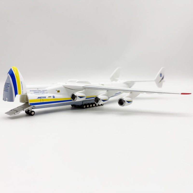 Antonov An-225 Mriya 30 cm / 11.8 in – Opening Nose Cargo Hatch Solid Resin Model - Image 3