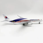 Malaysia Airlines Airbus A350 – 30 cm / 11.8 in – Solid Resin Desktop Display Model - Thumbnail 4