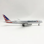 American Airlines Boeing 787-8 Dreamliner – 30 cm / 11.8 in – Solid Resin Desktop Display Model