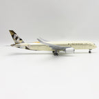 Etihad Airways Airbus A350 – 30 cm / 11.8 in – Solid Resin Desktop Display Model