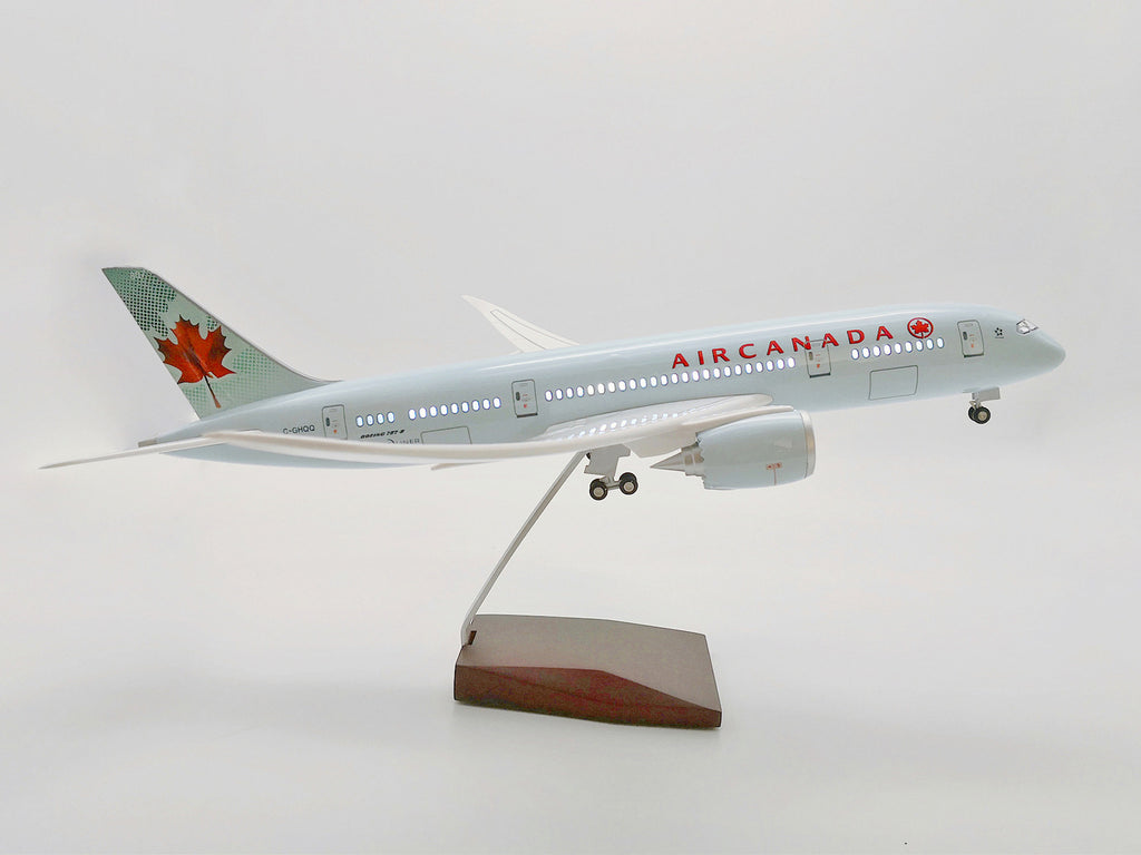 B787 Air Canada Dreamliner - Scale 1/130 - 43cm - 16.9 in - Green Livery