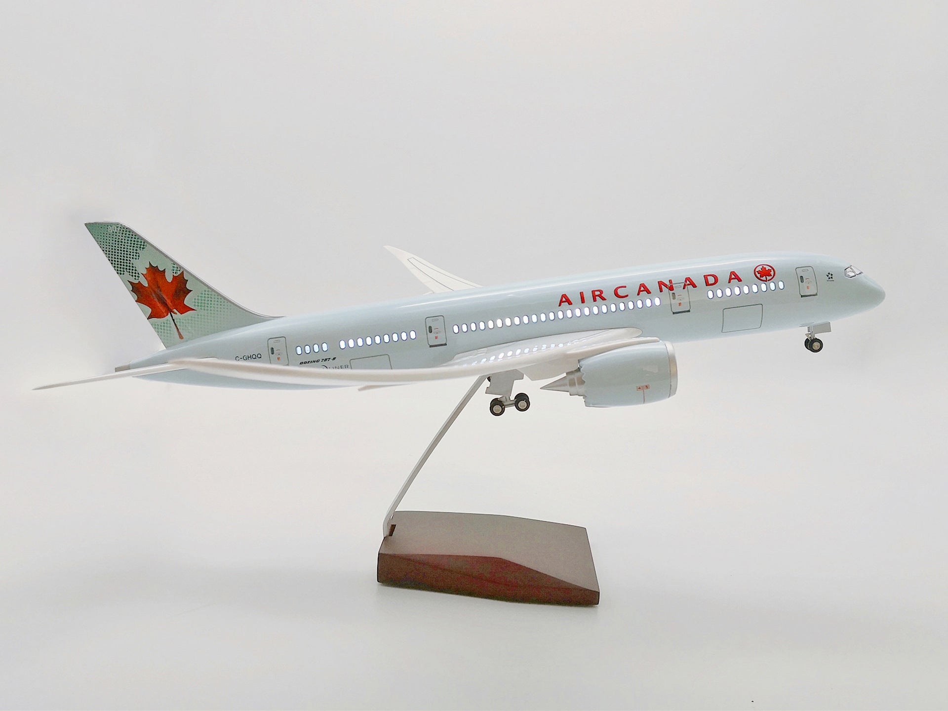B787 Air Canada Dreamliner - Scale 1/130 - 43cm - 16.9 in - Green Livery