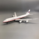 Air Force One Boeing 747-8 (VC-25B) 1:150 Scale Model Airplane – New Presidential Livery (47cm / 18.5") - Thumbnail 3