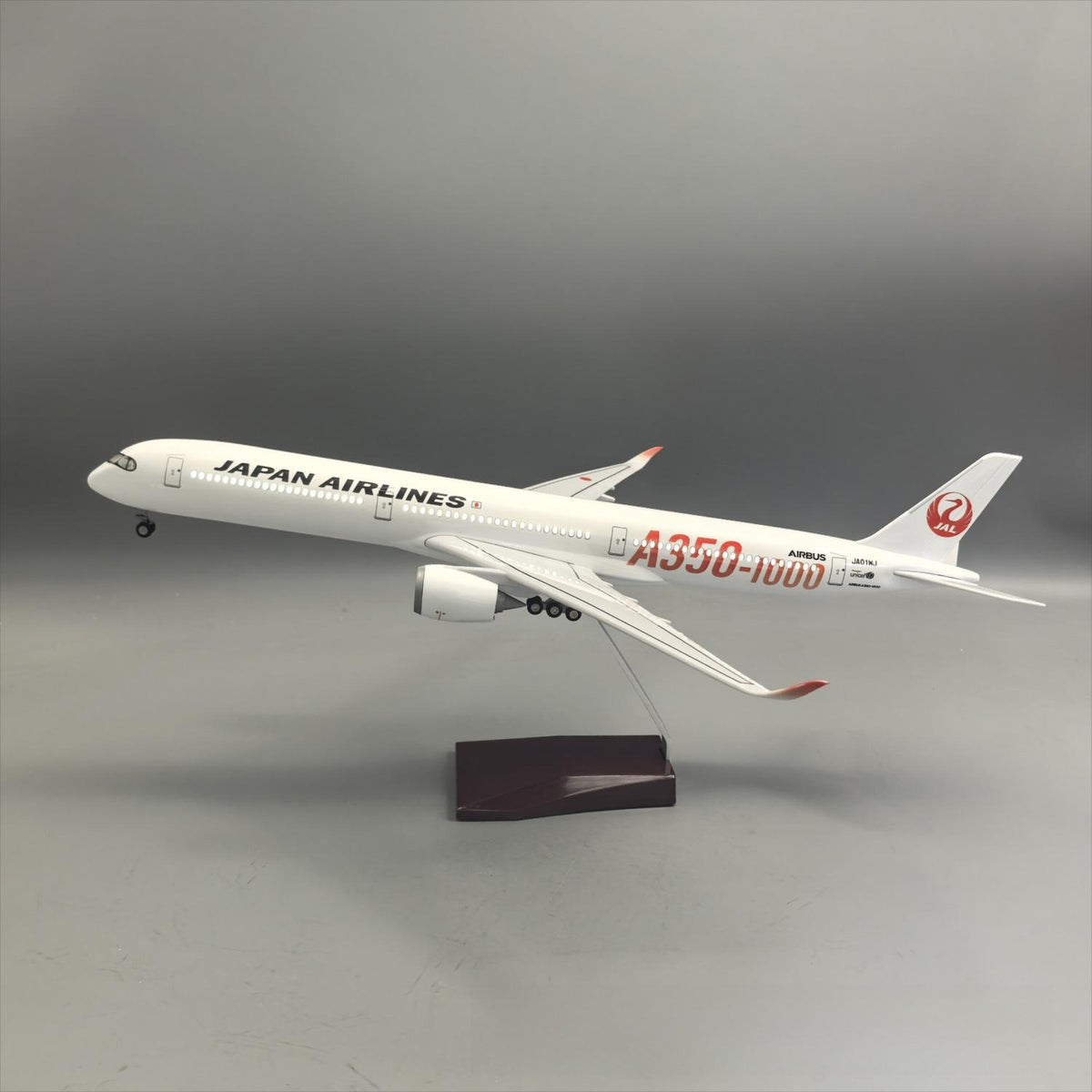 Japan Airlines Airbus A350-1000 Airplane Model — 1:157 Scale | 47cm / 18.5"