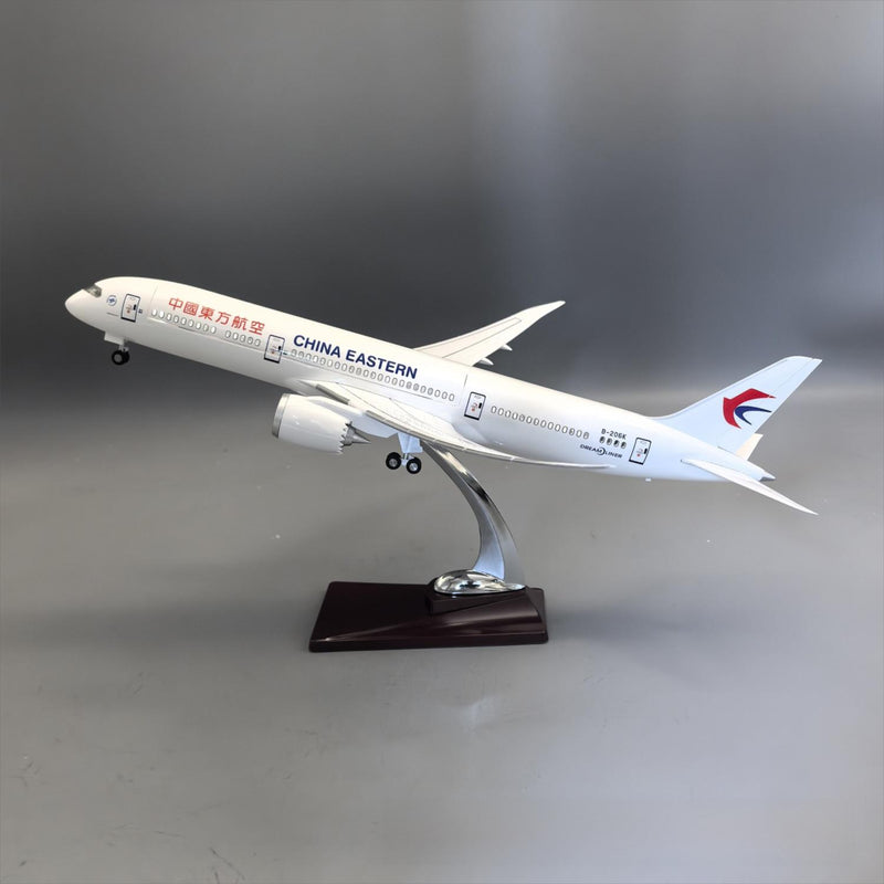 China Eastern Airlines Boeing 787-9 Dreamliner – 42 cm / 16.5 in – Interior de cabina abrible - Image 2