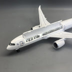 China Eastern Airlines Boeing 787-9 Dreamliner – 42 cm / 16.5 in – Opening Cabin Interior