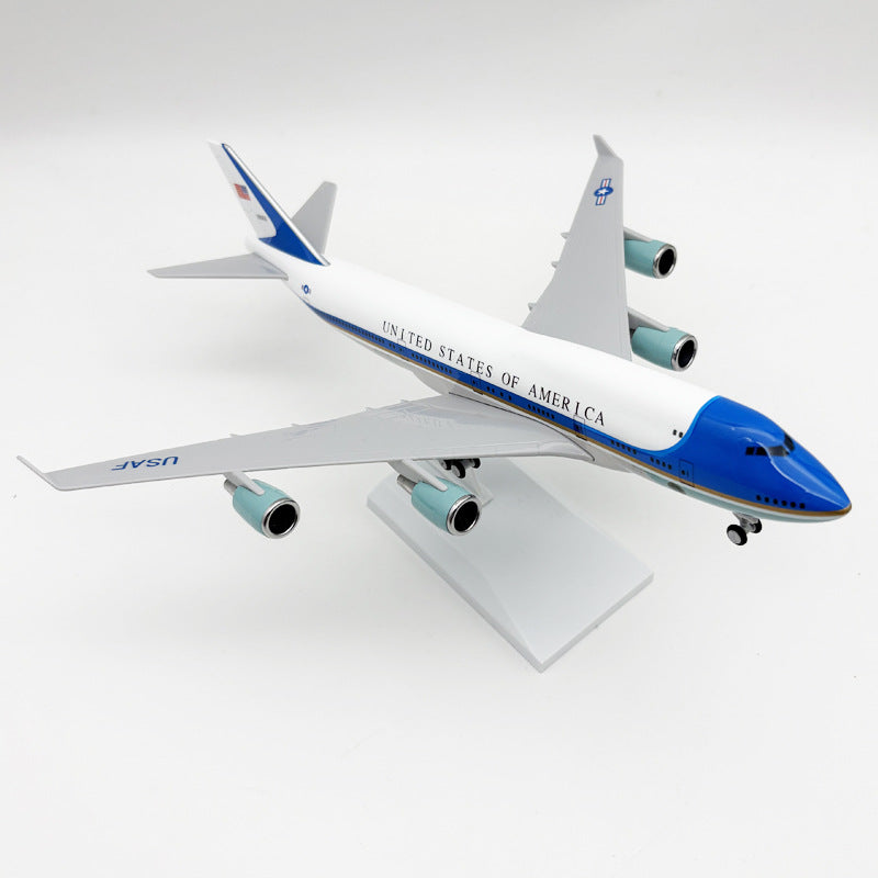 Boeing 747-200 Air Force One Airplane Model — 1:200 Scale | 30cm / 11.8"