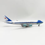 Boeing 747-200 Air Force One Airplane Model — 1:200 Scale | 30cm / 11.8"