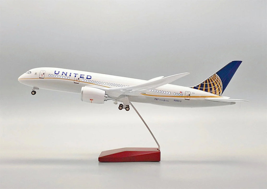 Boeing 787-9 de United Airlines – Escala 1:130 (43 cm / 16,9 pulgadas)