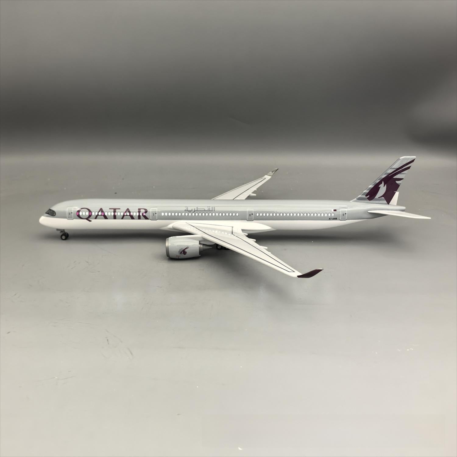 Qatar Airways Airbus A350-1000 Airplane Model — 1:157 Scale | 47cm / 18.5" - Gallery 1