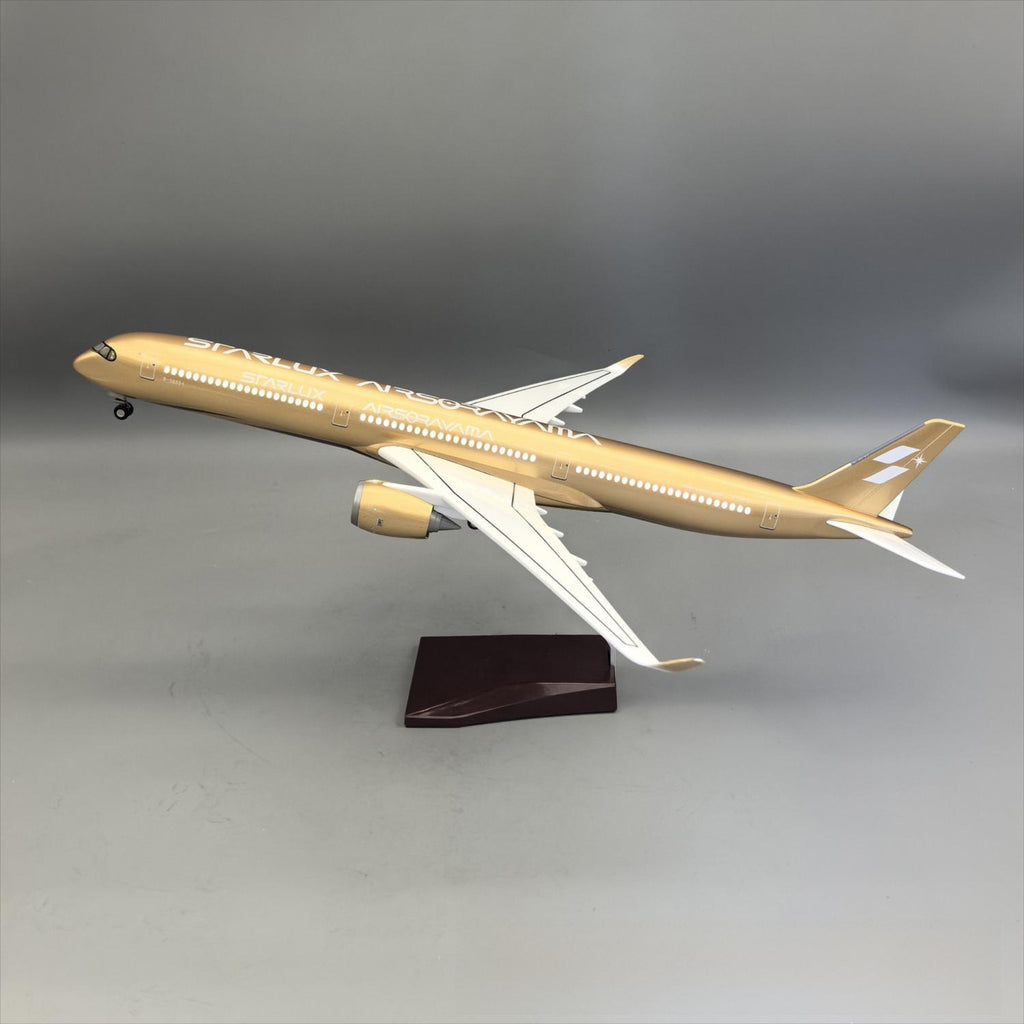 STARLUX Airlines Airbus A350-1000 "Empty Mountain Gold" Airplane Model — 1:157 Scale | 47cm / 18.5"