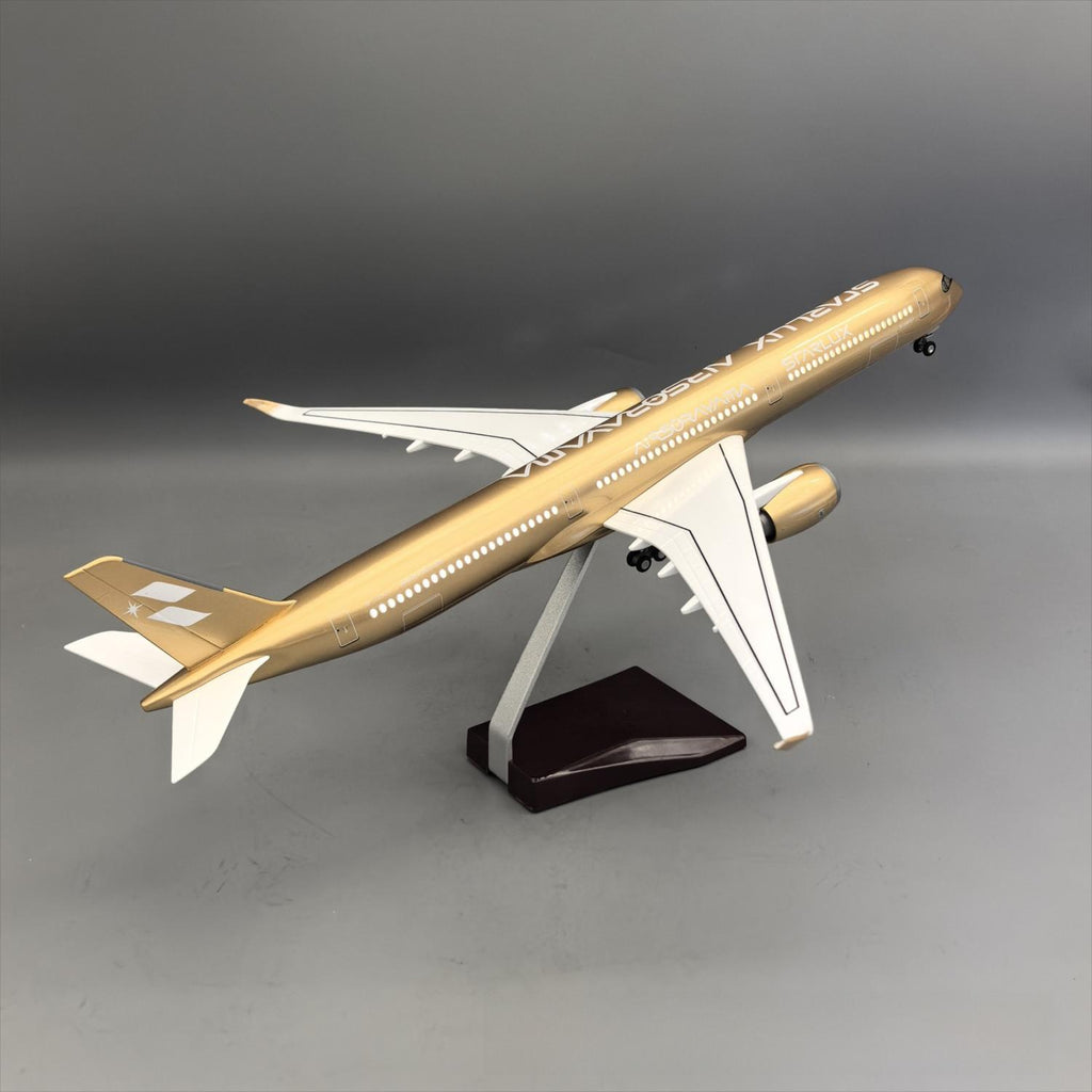 STARLUX Airlines Airbus A350-1000 "Empty Mountain Gold" Airplane Model — 1:157 Scale | 47cm / 18.5"