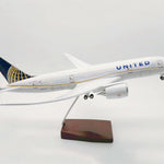 B787-9 United Airlines – Scale 1:130 (43 cm / 16.9 in) - Thumbnail 4