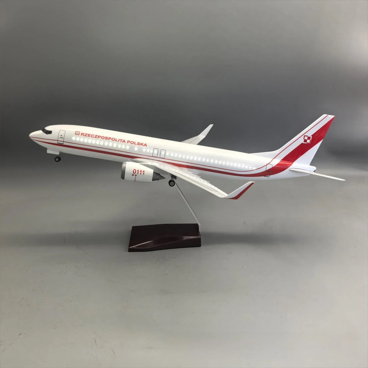 Polish Air Force Boeing 737-800 "Rzeczpospolita Polska" Government Special Plane Model — 1:85 Scale | 47cm / 18.5"