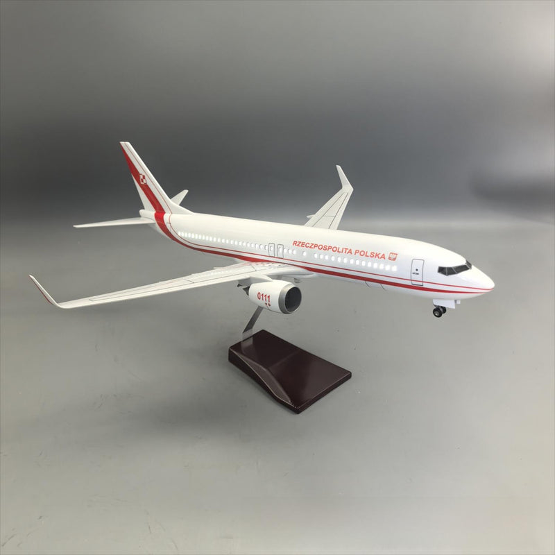 Polish Air Force Boeing 737-800 "Rzeczpospolita Polska" Government Special Plane Model — 1:85 Scale | 47cm / 18.5" - Image 9