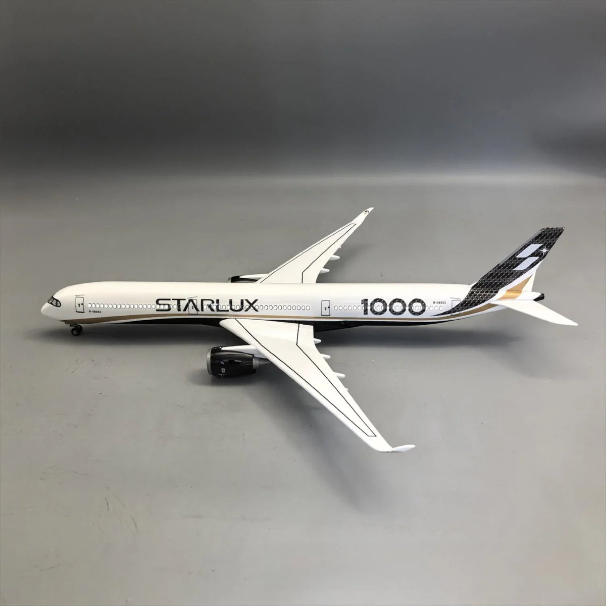 STARLUX Airlines Airbus A350-1000 Airplane Model — 1:157 Scale | 47cm / 18.5"
